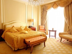 Barok elementlar bilan zamonaviy bedroom 