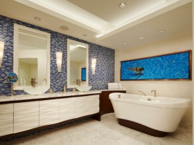 Large bathroom with two sinks