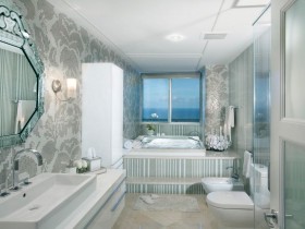 Дизайн большей ванной комнаты