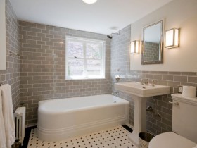 Spacious bathroom in the cottage