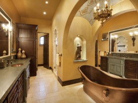 Необычный дизайн большей ванной комнаты