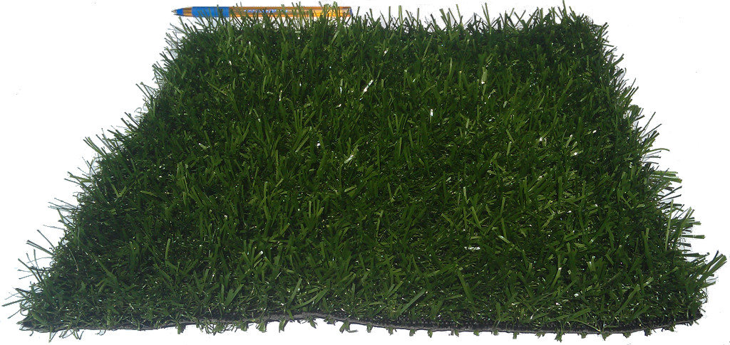 Сколько стоит газон рулонный, искусственный, футбольный за метр квадратный