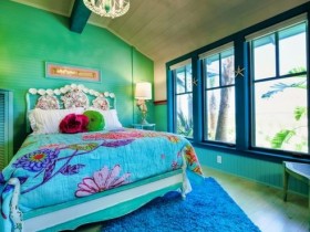 The combination of bright colors in the interior of the nursery