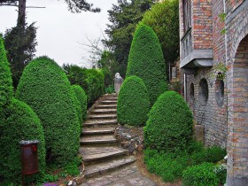 Оформлення садових сходинок