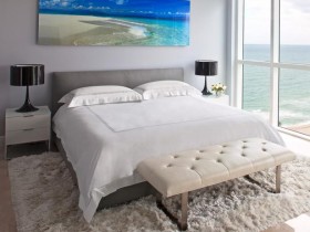 Светлая спальня в морском стиле