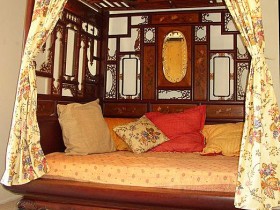 Chinese bed