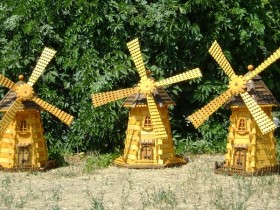 Design decorative windmills