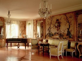 Wall painting in the Rococo style