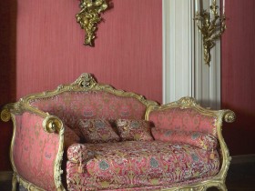 Роскошный диван рококо