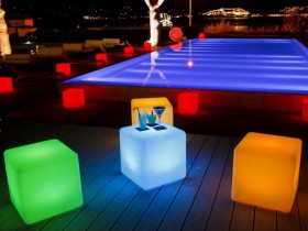 Glowing cubes in the garden