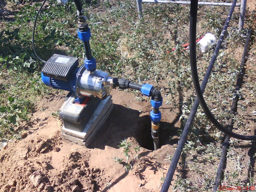 Инструкция по бурению скважины своими руками: выбираем место и ...