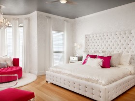Белая спальня ў сучасным стылі