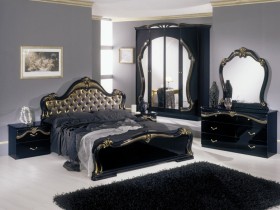 Классическая спальня с черной мебелью