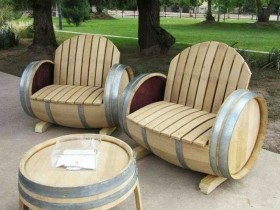 Garden table with chairs in a barrel