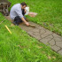 Manufacturer of paving tile for garden paths made of concrete with their hands: 5 video instructions
