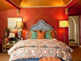 Bright bedroom in Oriental style