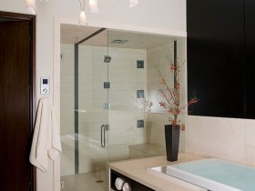 Высокотехнологичный интерьер ванной комнаты