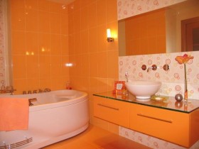 Интерьер ванной комнаты оранжевого цвета