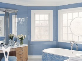 Ванная комната синего цвета