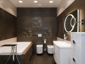 Темно-коричневая ванная комната в морском стиле