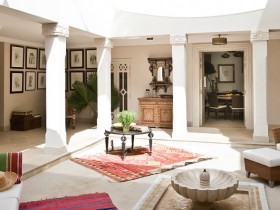 Красивая гостиная в марокканском стиле