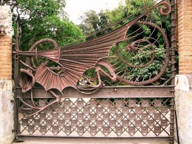 Дизайн металлических ворот