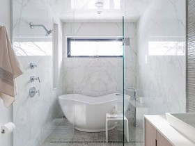Ванная комната белого цвета