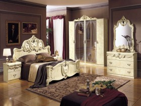 Роскошная спальня стиля Ренессанс
